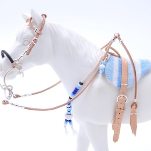 Western Blue Bareback Pad Hackamore Headstall Bridle with Rhythm Beads for Schleich sized Model Horses Pferde Chevaux Paard Caballo Cavallo