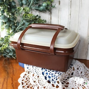 Vintage Tupperware Lunch Box