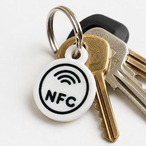 Mini NFC Tag Schlüsselanhänger – kompakter NFC Tag für Schlüssel, Kontaktdaten & Fundhinweis
