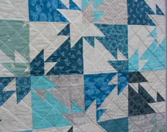 Triangle Challenge - modern quilt pattern - quilts patchwork sewing Fat Quater friendly