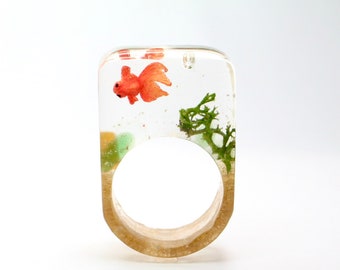 Goldfish ring. aquarium ring, Resin ring. Resin jewelry. fish ring, fishbowl ring, fish bowl. miniature, diorama,  resin rings for women