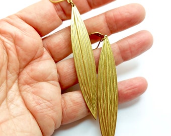 Large Feather Earrings, modern Feather earrings, Brass feather earrings, Bohemian earrings, Tribal Earrings.