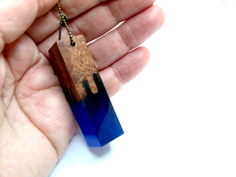 Gift for Women, Resin wood jewelry Wood Resin Necklace Resin wood pendant Wood Necklace Resin jewelry Resin wood necklace