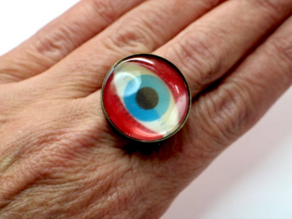 Blinking Eye Ring - Etsy