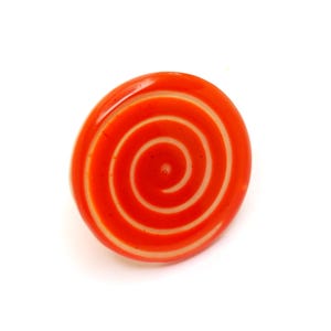 Red and pink pop Ring liquorice  Resin rings, Red pink resin ring, spiral ring. oversized rings, psychedelic ring, pop ring, bold ring