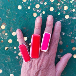Resin ring Rothko inspired. Pink ring fuchsia ring. Ombre ring. Modern jewelry. Cocktail ring. Rothko. oversized ring, bold ring image 1
