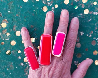 Resin ring Rothko inspired. Pink ring fuchsia ring. Ombre ring.  Modern jewelry. Cocktail ring. Rothko. oversized ring, bold ring