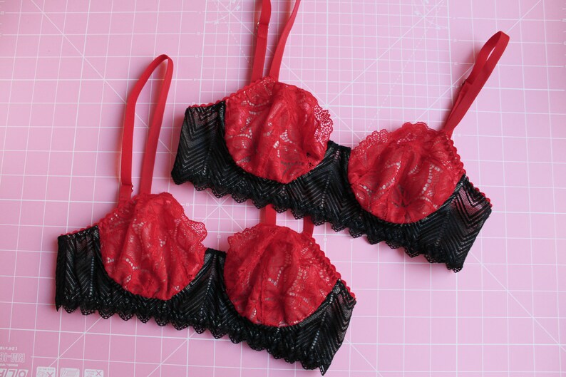 Red lace Soft cup bra Black lace Bra with underwire Women/'s underwear Mermaid bra