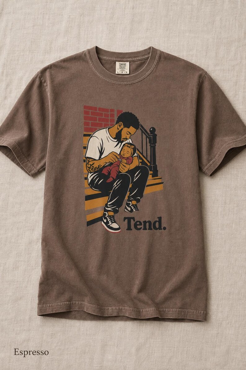 Tend Father and Baby Brownstone Stoop T-Shirt Bold Comic Illustration Fatherhood Graphic Tee Black Dad Gift 画像 1