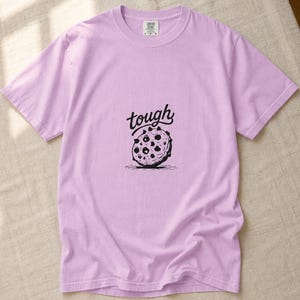 Tough Cookie T-Shirt, Hand-Lettered Chocolate Chip Cookie Graphic Tee, Black and White Ink Illustration Shirt zdjęcie 18