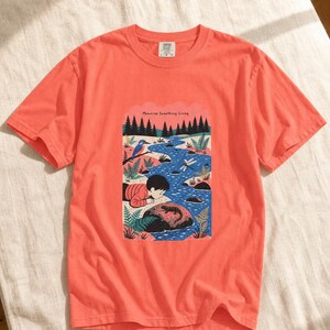 Memorize Something Living T-Shirt, Folk Illustration Tee with Child and Salamander at the Creek, Nature Lover Gift Bild 11