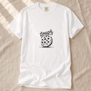 Tough Cookie T-Shirt, Hand-Lettered Chocolate Chip Cookie Graphic Tee, Black and White Ink Illustration Shirt zdjęcie 4