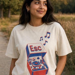 T-shirt tourne-disque clé d'échappement à impression Riso image 2