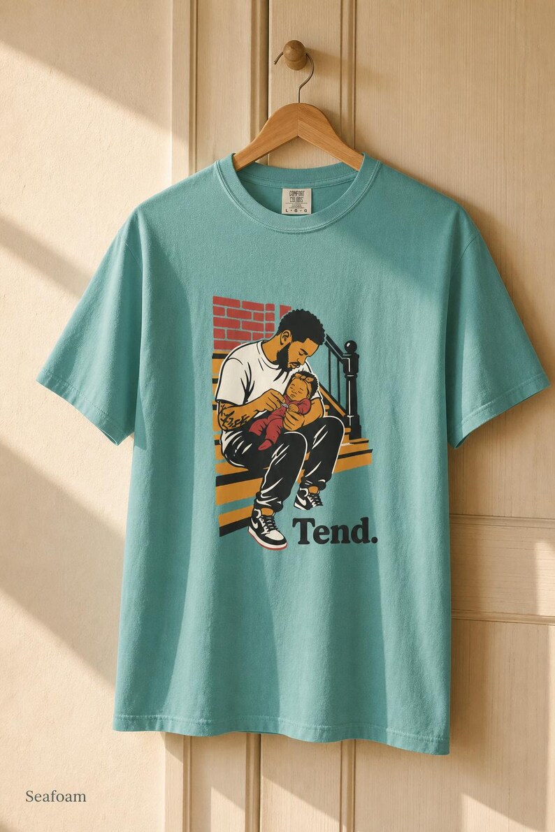 Tend Father and Baby Brownstone Stoop T-Shirt Bold Comic Illustration Fatherhood Graphic Tee Black Dad Gift 画像 10