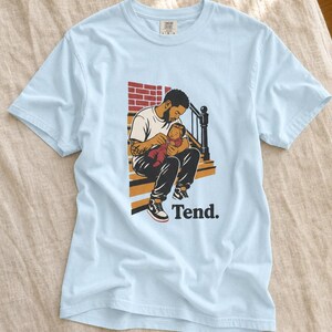 Tend Father and Baby Brownstone Stoop T-Shirt Bold Comic Illustration Fatherhood Graphic Tee Black Dad Gift 画像 9