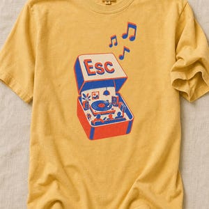 T-shirt tourne-disque clé d'échappement à impression Riso image 12