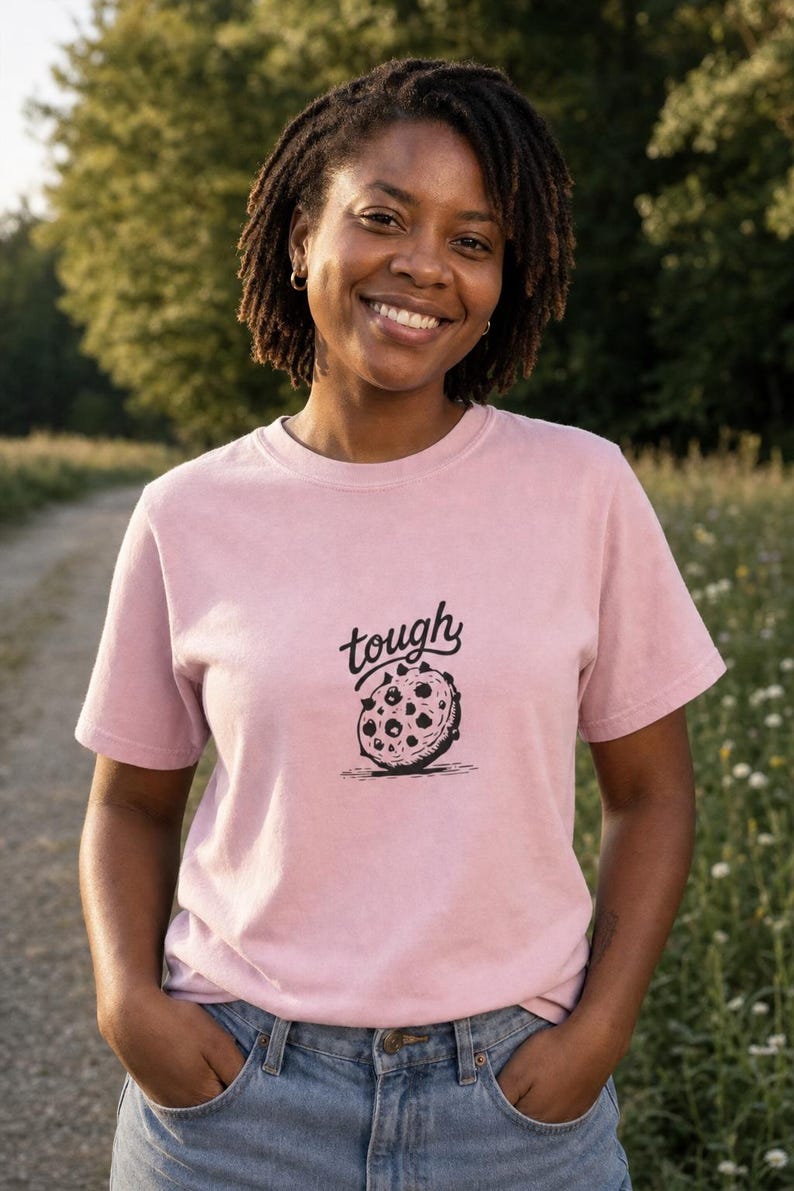 Tough Cookie T-Shirt, Hand-Lettered Chocolate Chip Cookie Graphic Tee, Black and White Ink Illustration Shirt zdjęcie 3