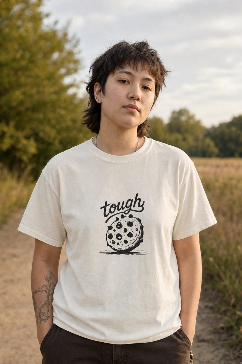 Tough Cookie T-Shirt, Hand-Lettered Chocolate Chip Cookie Graphic Tee, Black and White Ink Illustration Shirt zdjęcie 2