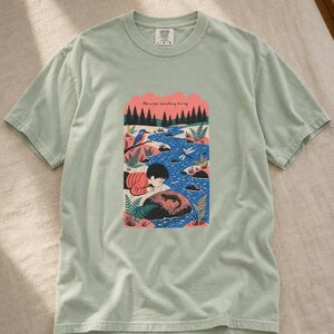 Memorize Something Living T-Shirt, Folk Illustration Tee with Child and Salamander at the Creek, Nature Lover Gift Bild 5
