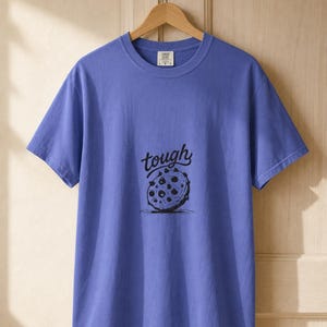 Tough Cookie T-Shirt, Hand-Lettered Chocolate Chip Cookie Graphic Tee, Black and White Ink Illustration Shirt zdjęcie 16