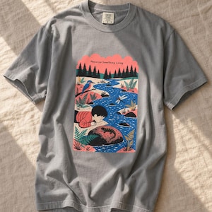 Memorize Something Living T-Shirt, Folk Illustration Tee with Child and Salamander at the Creek, Nature Lover Gift Bild 1