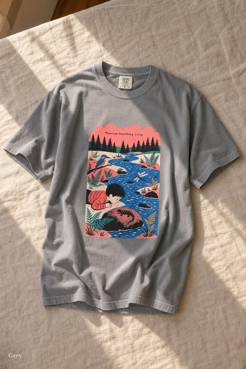 Memorize Something Living T-Shirt, Folk Illustration Tee with Child and Salamander at the Creek, Nature Lover Gift Bild 1