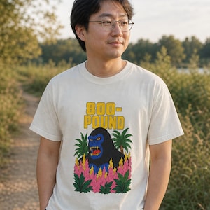 800-Pound Gorilla T-Shirt Pulp Poster Kaiju Tee Bold Flat Color Screenprint Style Roaring Ape Palm Trees Graphic Tee image 2