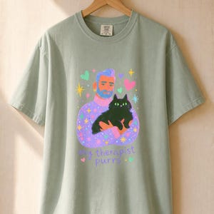 My Therapist Purrs T-Shirt, Bearded Man Holding Black Cat Tee, Cat Lover Gouache Illustration, Mental Health Cat Mom Dad Shirt imagem 5