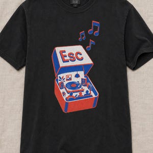 T-shirt tourne-disque clé d'échappement à impression Riso image 6