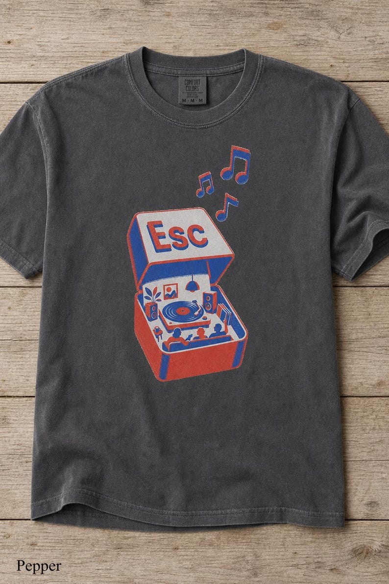 T-shirt tourne-disque clé d'échappement à impression Riso image 13