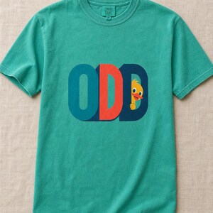 Odd Duck T-Shirt, Cute Yellow Duckling Peeking Behind Bold ODD Typography Tee, Quirky Weirdo Graphic Shirt, Funny Gift immagine 15