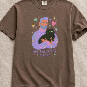 My Therapist Purrs T-Shirt, Bearded Man Holding Black Cat Tee, Cat Lover Gouache Illustration, Mental Health Cat Mom Dad Shirt imagem 18