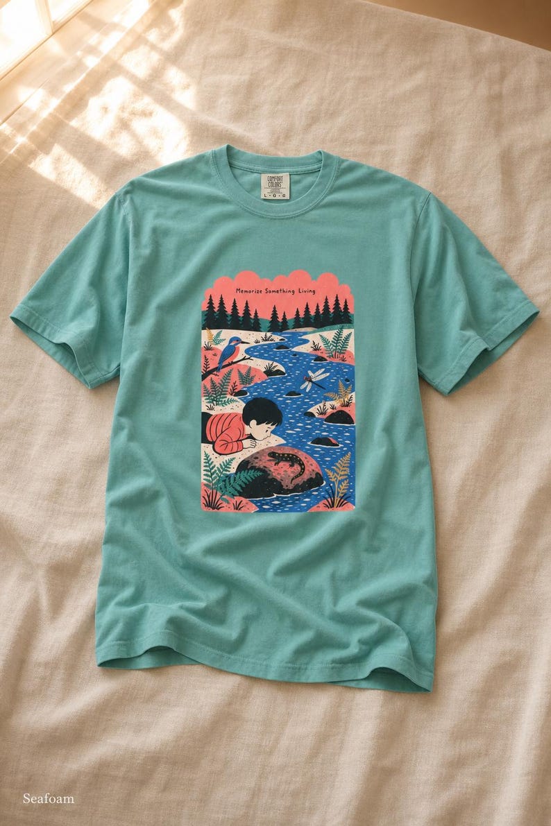 Memorize Something Living T-Shirt, Folk Illustration Tee with Child and Salamander at the Creek, Nature Lover Gift Bild 10