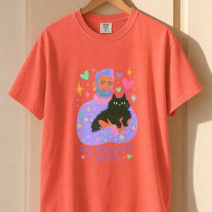 My Therapist Purrs T-Shirt, Bearded Man Holding Black Cat Tee, Cat Lover Gouache Illustration, Mental Health Cat Mom Dad Shirt imagem 11