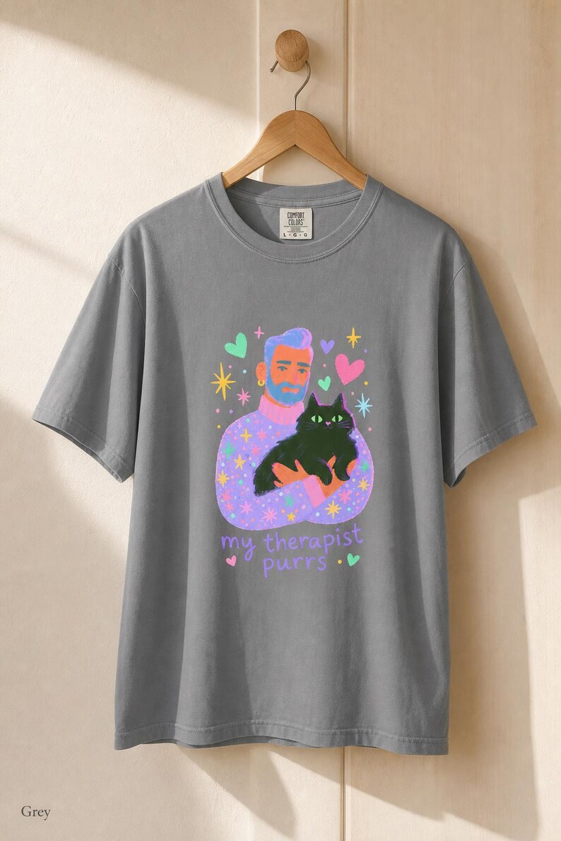 My Therapist Purrs T-Shirt, Bearded Man Holding Black Cat Tee, Cat Lover Gouache Illustration, Mental Health Cat Mom Dad Shirt imagem 14