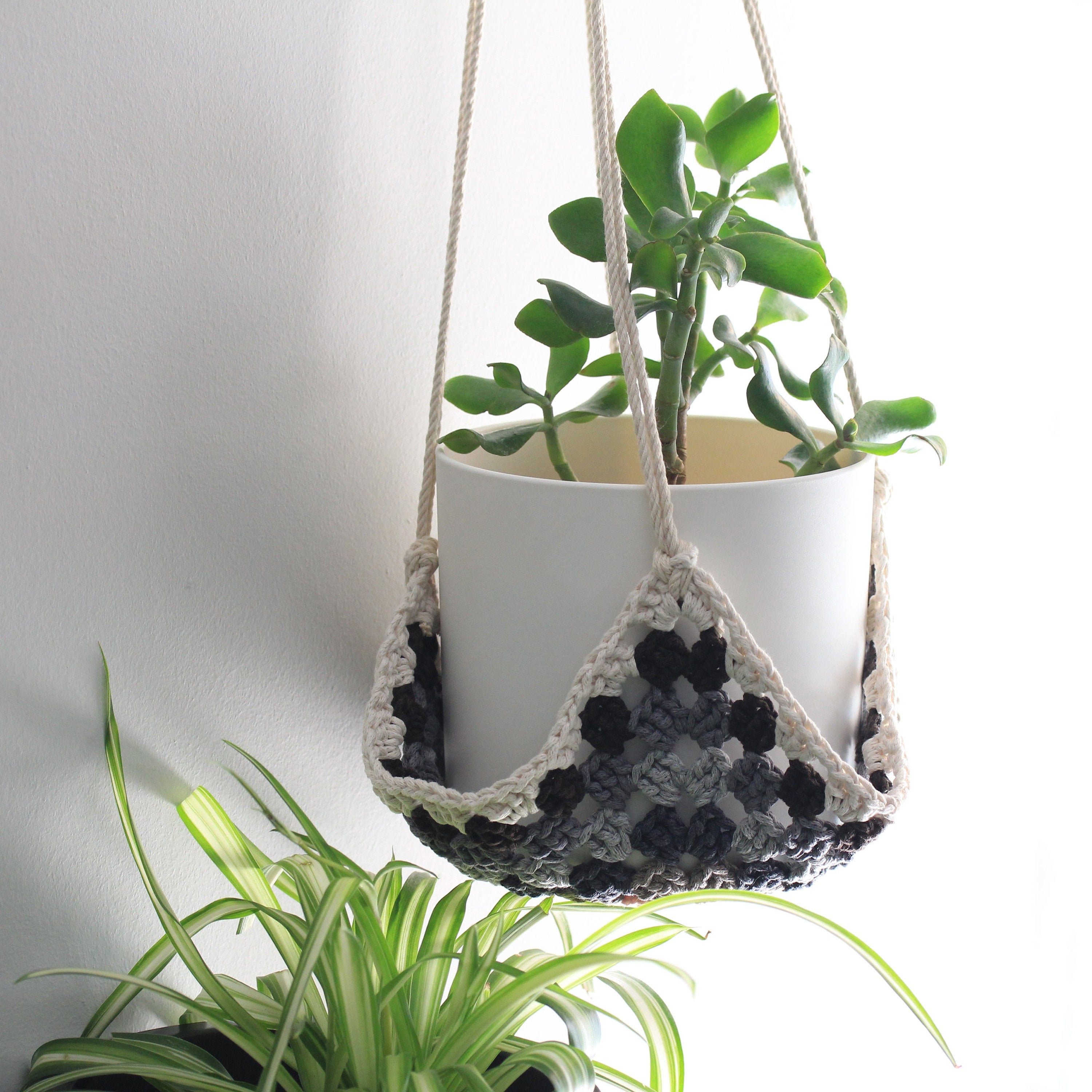 Outdoor & Gardening Indoor Planters Speckled Crochet Indoor Plant