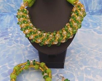Conjunto de joyas a juego de cristal verde y naranja de estilo étnico indio