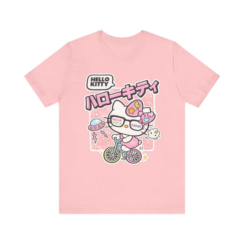 Camiseta con estampado de bicicleta de Hello Kitty | Texto en japonés, estilo kawaii pastel imagen 4