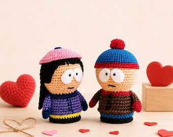 Paquete de patrones de amigurumi a crochet inspirados en South Park en formato PDF. Personajes para armar juguetes.