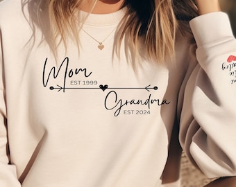 Personalized Mom Grandma Sweatshirt with Kids Names on Sleeve, Personalized Grandma Sweater, Grandma Gift, Cute Grandma Shirt
