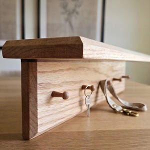Handcrafted Red Oak Key Shelf | Solid Wood Entryway Organizer | Modern Wall Decor.