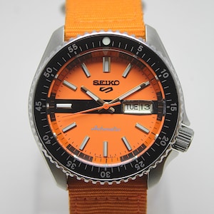 Seiko 5 Sports Automatic Retro Color Double Hurricane Orange Urtavla Day/Daye Japan Herrarmbandsur | Renoverad