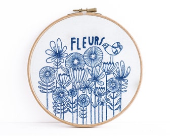 FLEURS embroidery kit