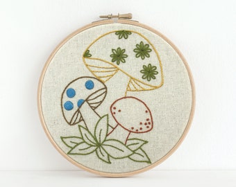 3's COMPANY beginner embroidery kit