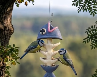 Hanging Fish Bone Bird Feeder, Resin Garden Bird Seed Holder, Outdoor Wildlife Feeder, Unique Patio Bird Decor Gift for Bird Lovers