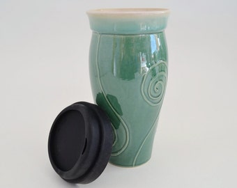 IN STOCK, Handmade Ceramic Coffee Travel Mug, Green Large Travel Mug with Spiral Design, 24 oz Stoneware Coffee Mug, Reuseable Coffee Mug