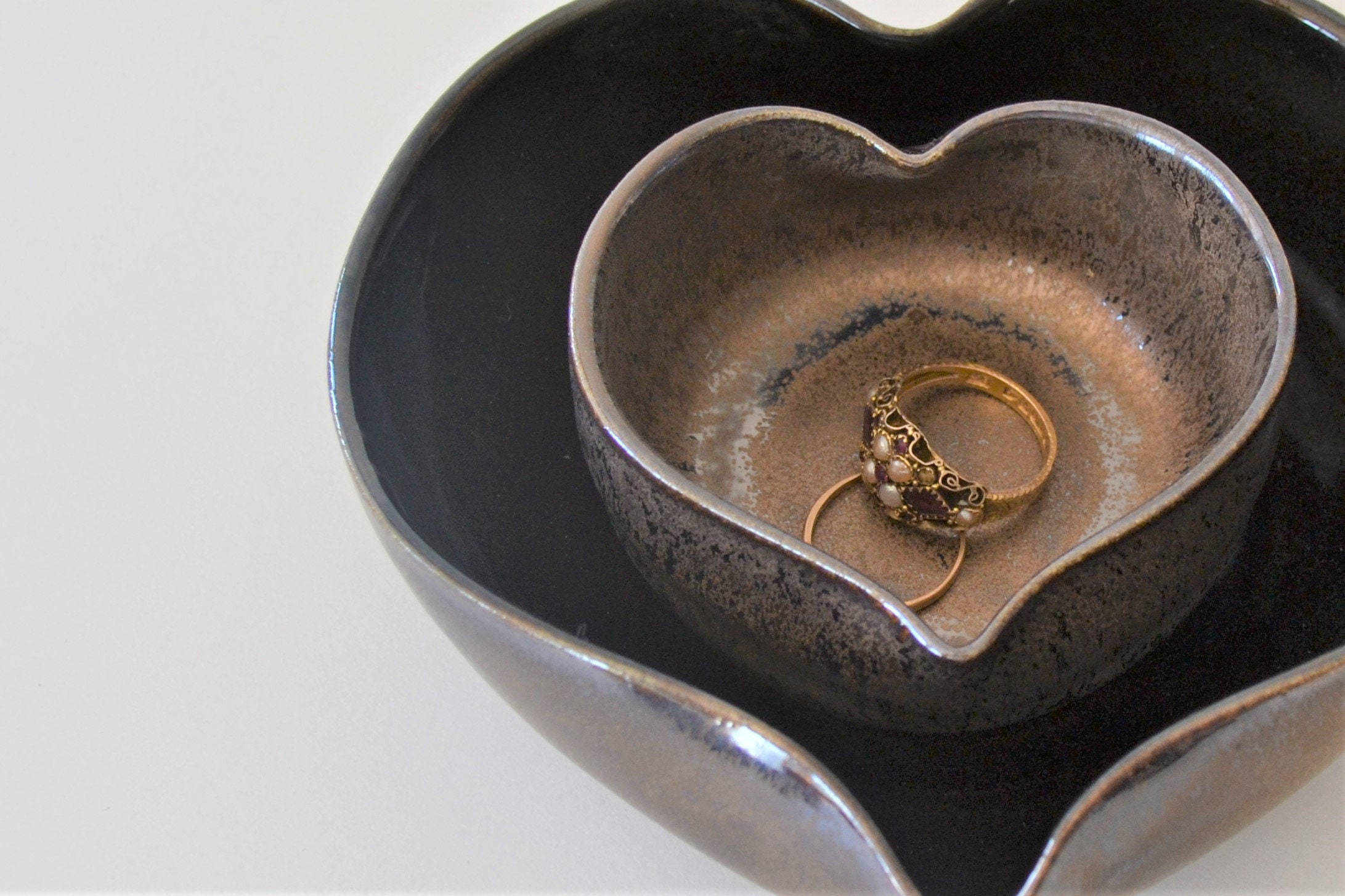 Bronze Nesting Heart Bowls
