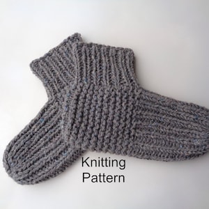 Knitting Pattern Slippers with Cuff, Quick Easy Knit, Chunky Slippers, Men Women Teens, Worsted Bulky Yarn