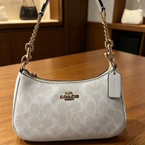 Coach Signature Bag - Etsy Norway