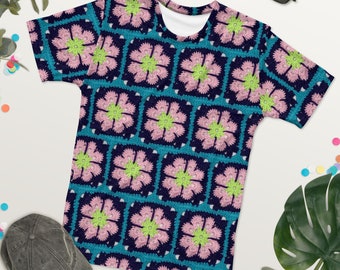 Crochet African Flower t-shirt in navy and pink